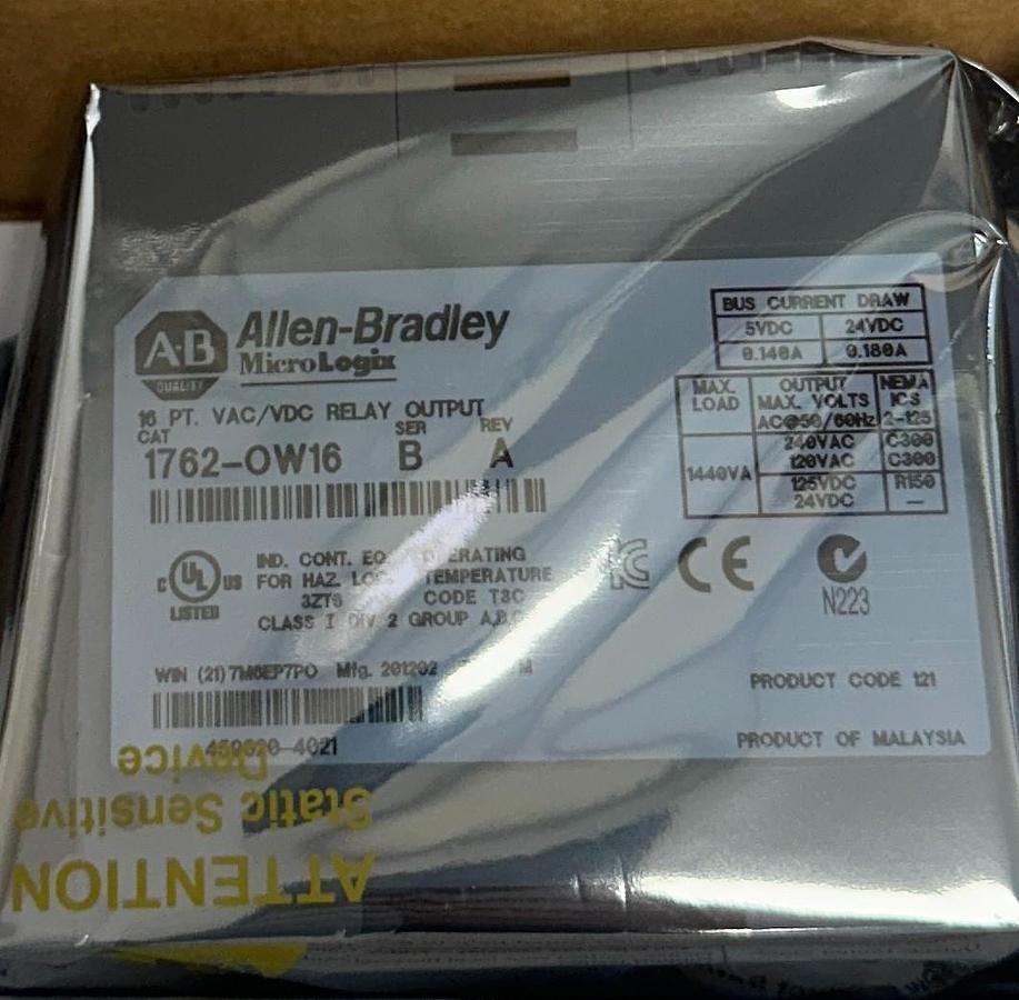 Used ALLEN BRADLEY 1762-OW16 /B MicroLogix 16-PT RELAY OUTPUT MODULE VAC/DC NSMP