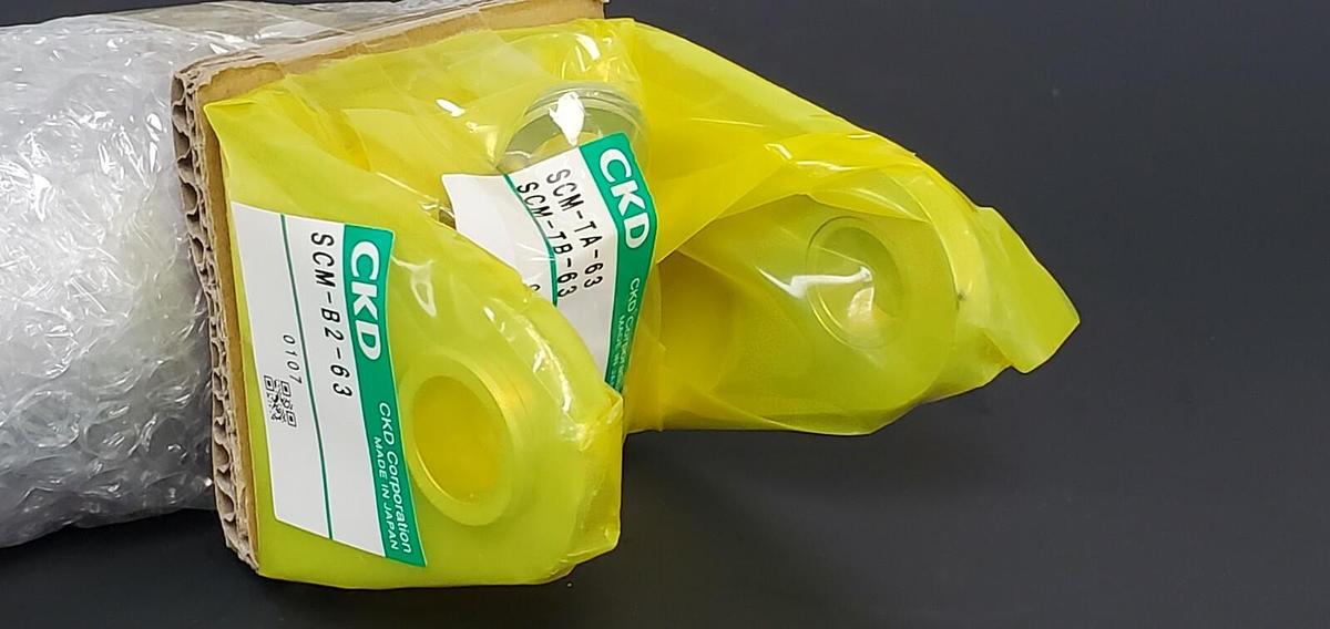 NIB CKD SCM-TA-63B-90-T2YH-D-B2 CYLINDER SCM-63B90, SCM-B2-63, SCM-TA-63