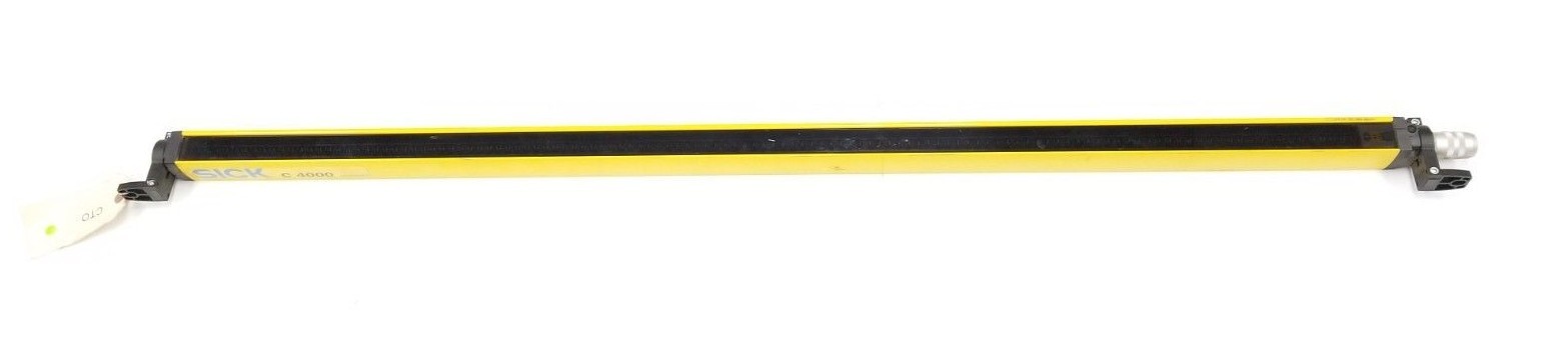 Used SICK OPTIC C4000 LIGHT CURTAIN SENDER 1018647 / C40S-1203CA010 / C40S1203CA010