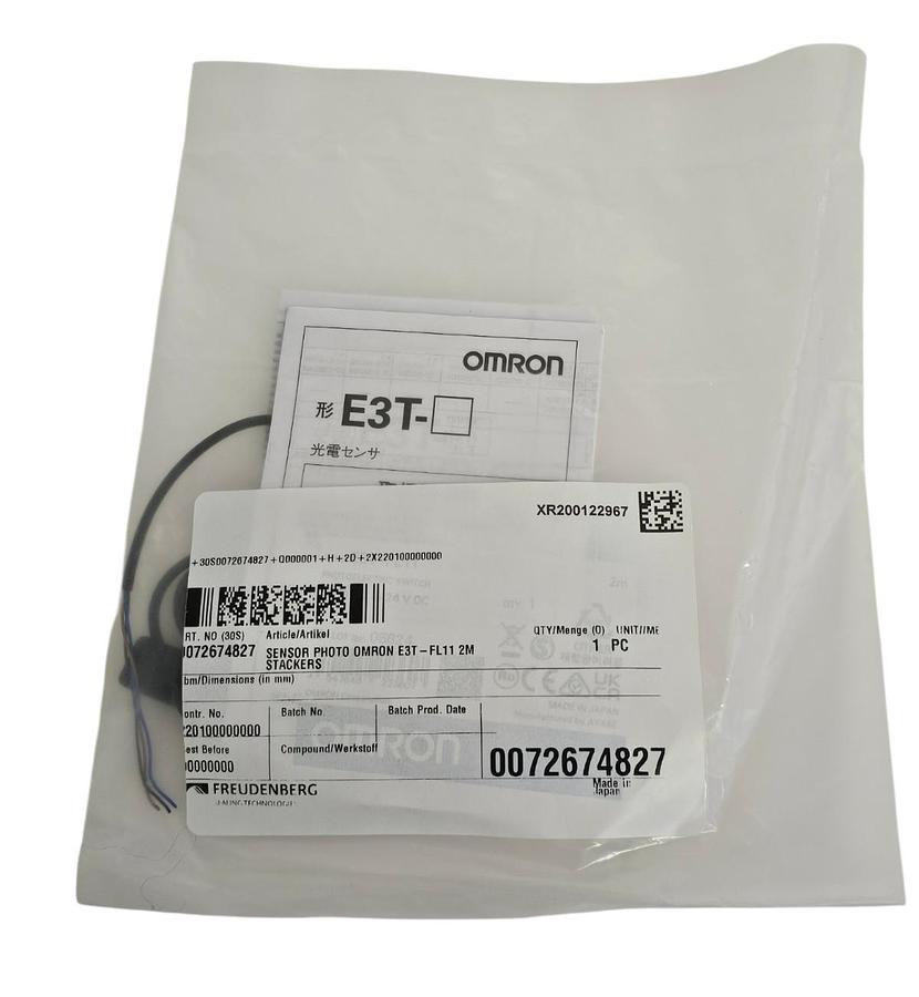 Used NEW OMRON E3T-FL11 2M PHOTO ELECTRIC SWITCH E3TFL11 24V DC 3-WIRE