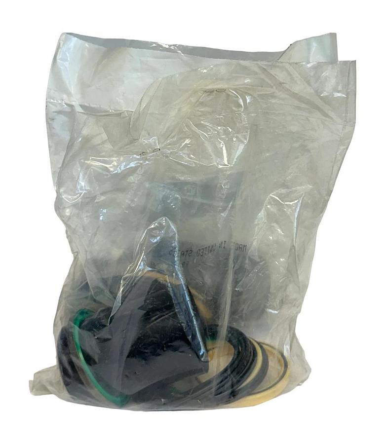 Used 2 HYSTER 1501412 / HY1501412 OEM STEERING CYLINDER SEAL KITS FOR FORKLIFT NSFS