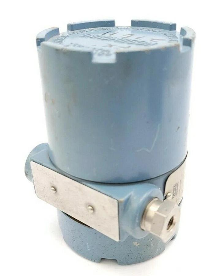 Used ROSEMOUNT 1135-F1S1NBE5 P/I CONVERTER CAL. 3-15 PSIG 4-20MA 15PSI