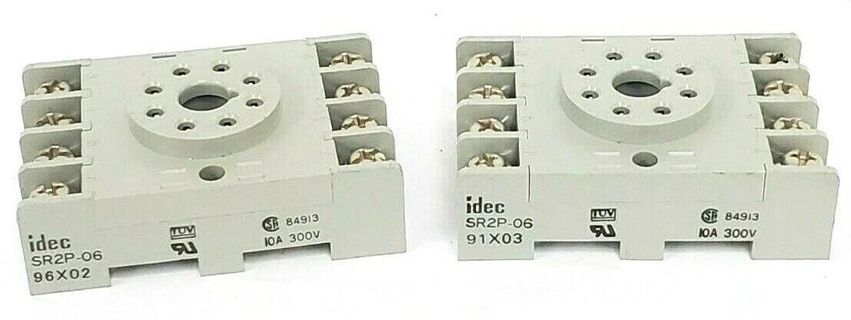Used LOT OF 2 IDEC SR2P-06 RELAY SOCKETS 10A, 300V, SR2P06