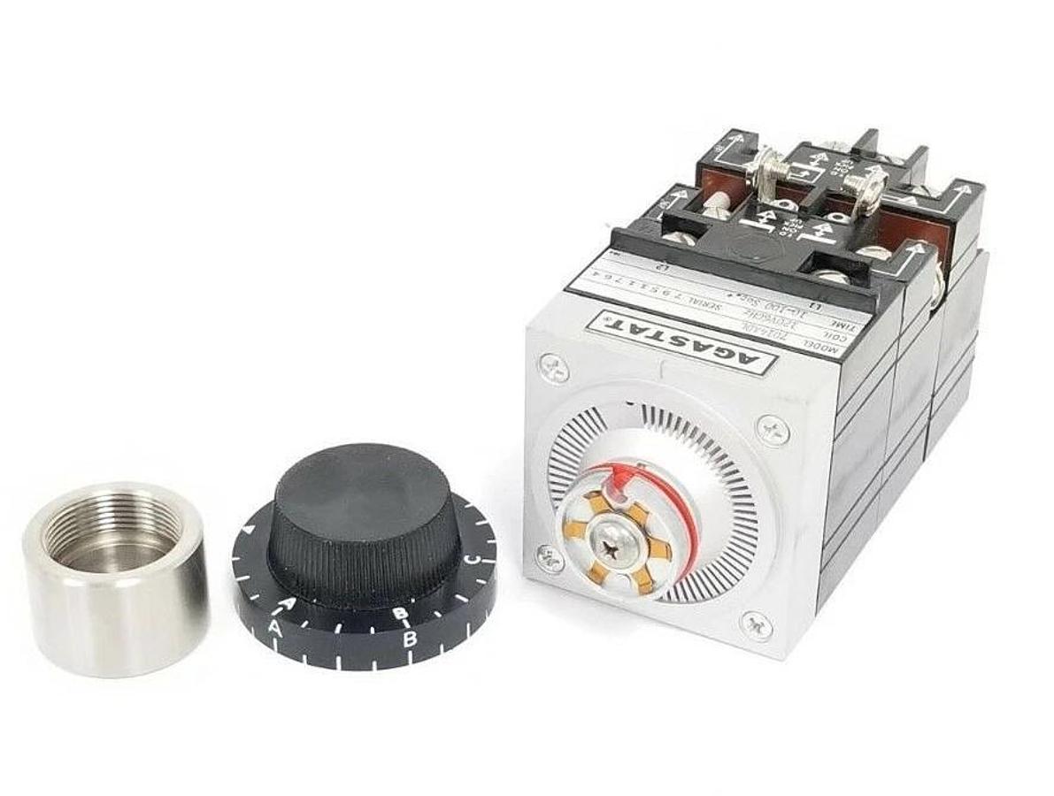 Used AGASTAT 7014ADL TIME DELAY RELAY 120V, 60HZ, 10-100 SEC.
