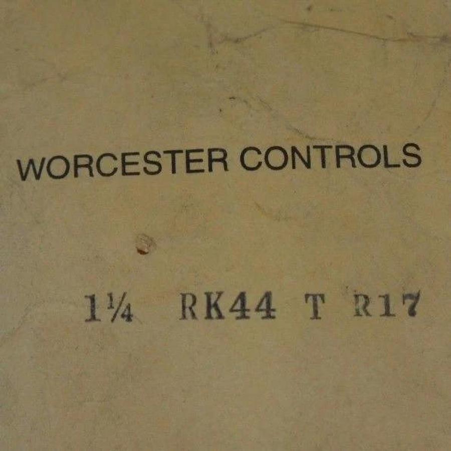 Used NIB WORCESTER CONTROLS 1 1/4 RK44 T R17 REPAIR KIT RK44-T-R17