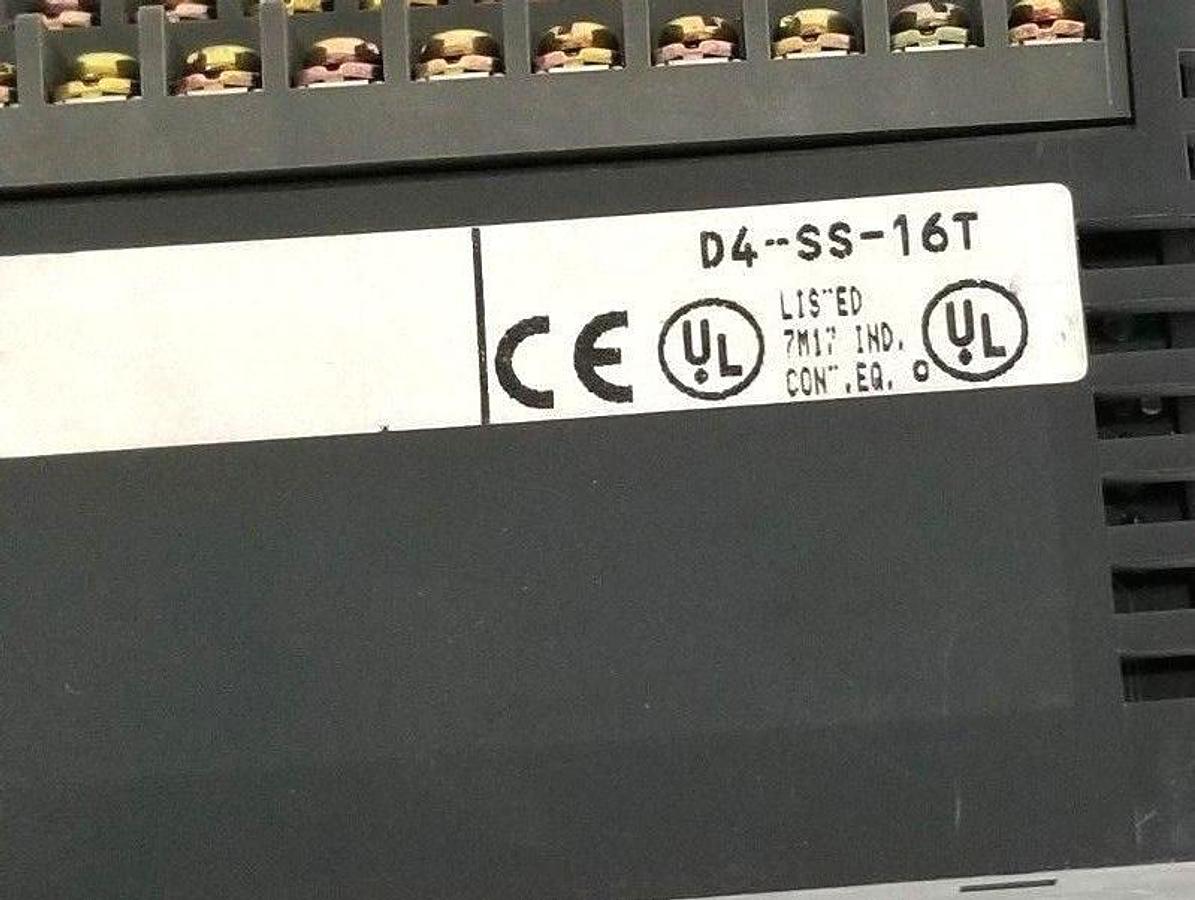Used DIRECT LOGIC D4-SS-16T SLICE I/O OUTPUT MODULE D4SS16T