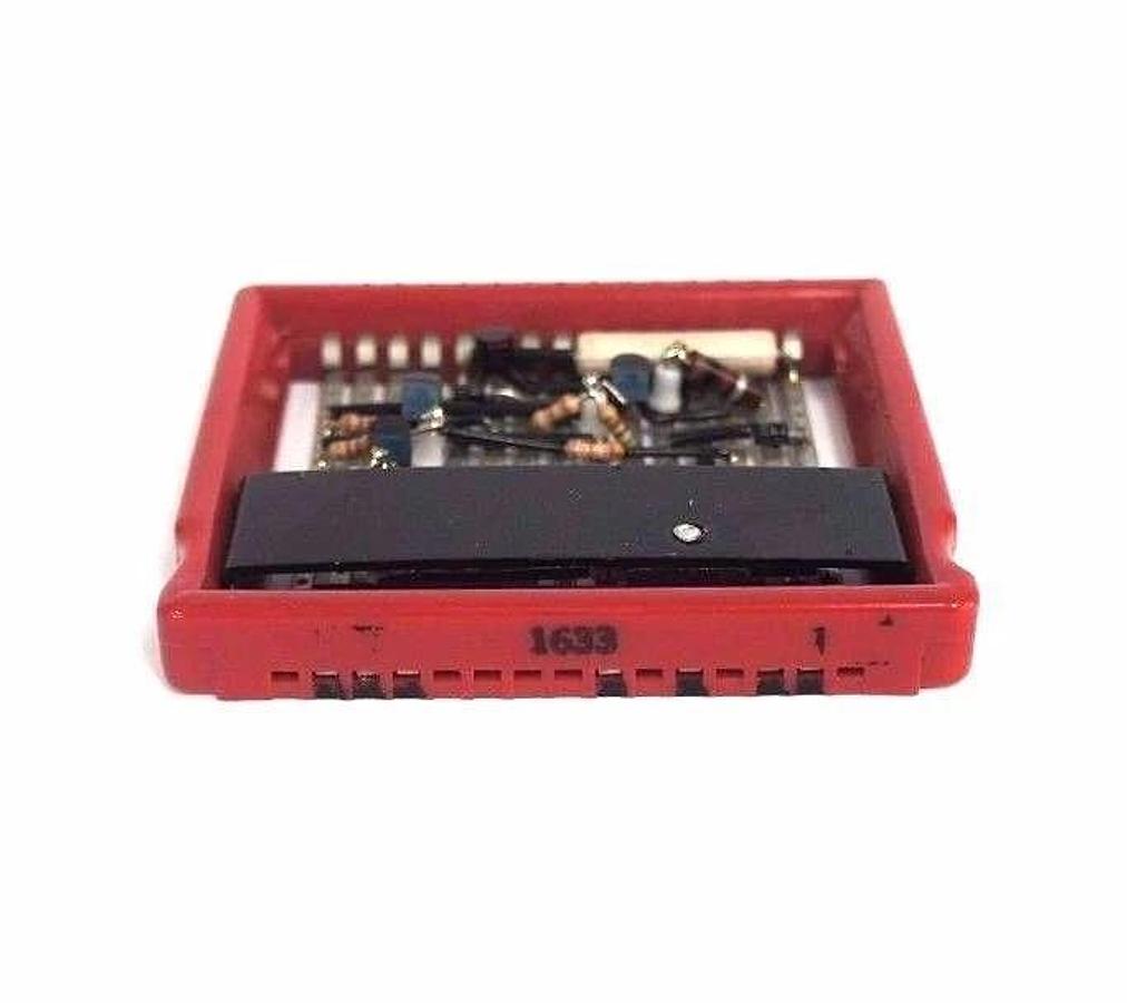 Used VERSAFRAME 1633 MODULE AK825364 C1A18
