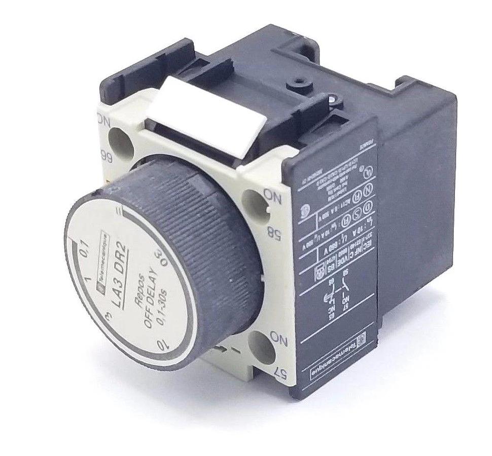 Used TELEMECANIQUE LA3-DR2 CONTACTOR TIMER MODULE LA3DR2, 1-30SEC.