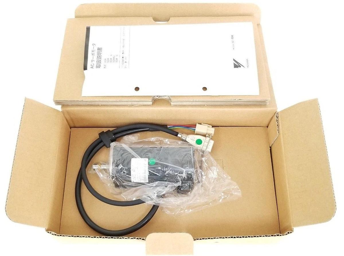 Used NIB YASKAWA SGM-01VGNK72 SERVO MOTOR 0.87A 200V 100W