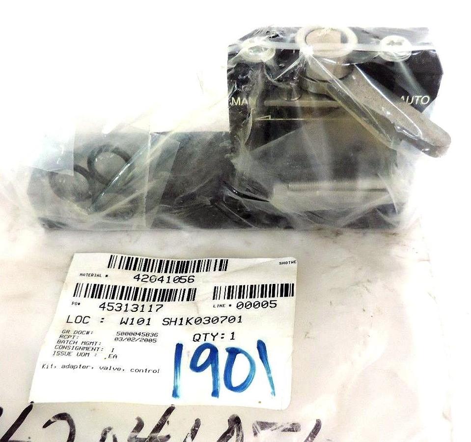 Used NEW GENERIC 42041056 KIT, ADAPTER, VALVE, CONTROL
