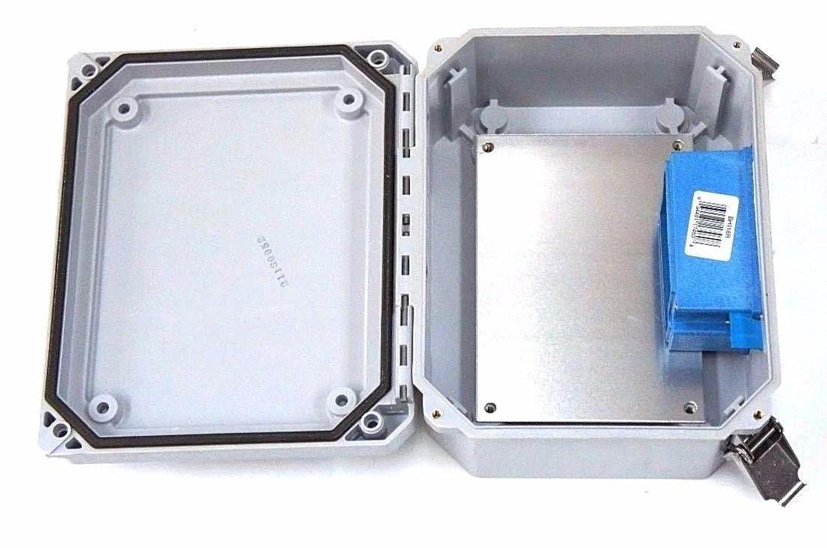 NEW WIEGMANN HW-80604CHQR ENCLOSURE WITH BH118R ELECTRICAL BOX