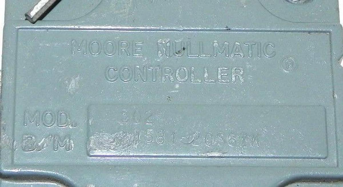 Used MOORE NULLMATIC CONTROLLER 502, 11581-20S6ZK