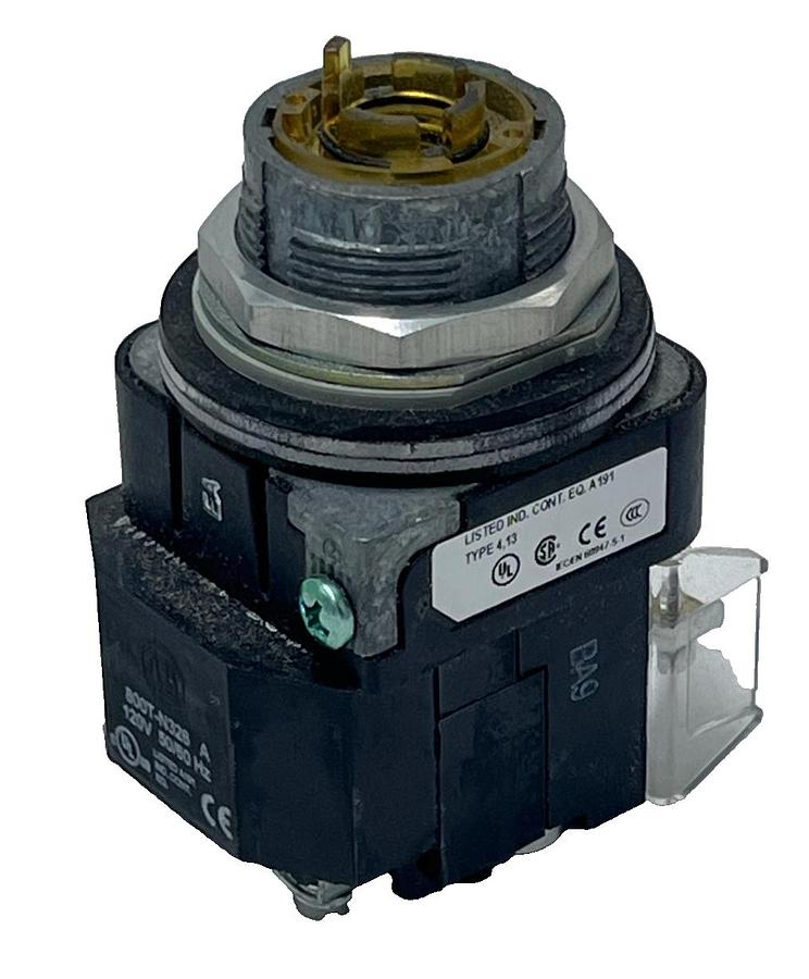 Used ALLEN BRADLEY 800T-16HW17KB6AX /U ILLUMINATED SELECTOR SWITCH 30mm *MISSING KNOB