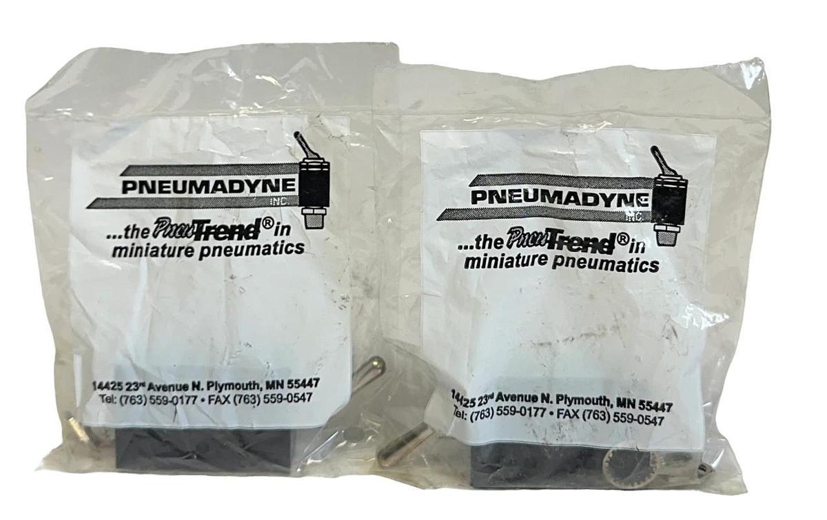 Used 2 PNEUMADYNE HM45-1/8-DT / HM4518DT MINI 4-WAY DETENTED TOGGLE VALVES 2-POS NSFS