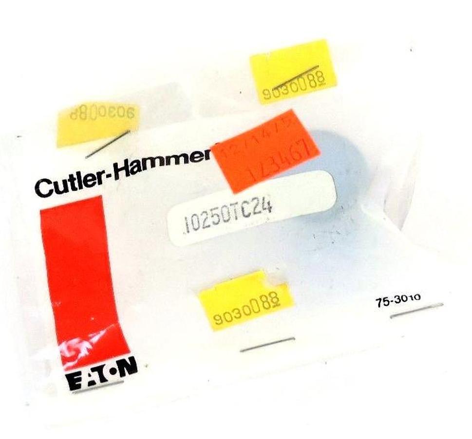 NEW CUTLER-HAMMER 10250TC24 LENS BLUE FOR INDICATING LIGHT PLASTIC