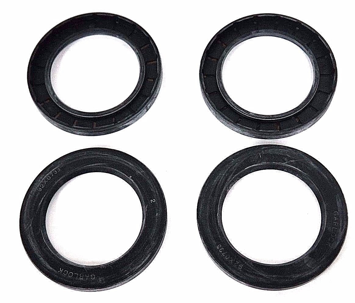 Used LOT OF 4, NEW GARLOCK 92X0733 OIL SEALS