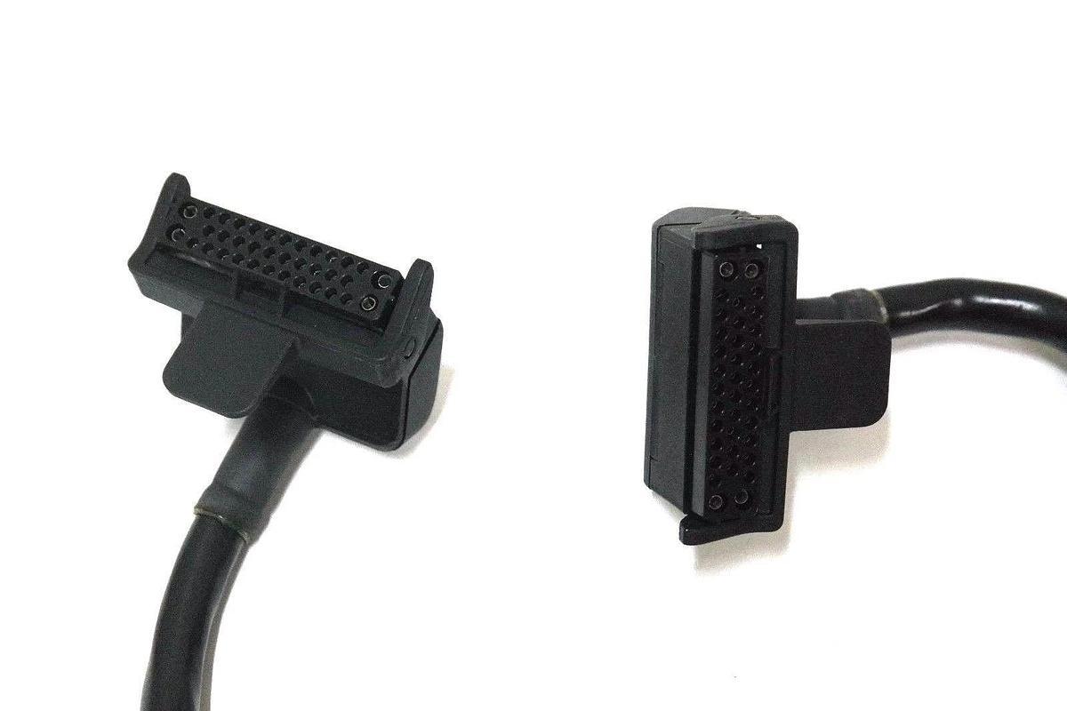 Used NEW GE FANUC IC200CBL105B CABLE I/O NON-SHIELDED 2 CONNECTORS .5M IC200CBL105