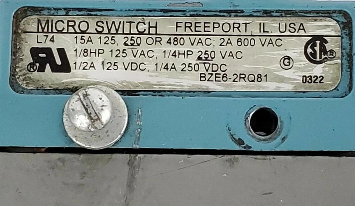 Used HONEYWELL MICROSWITCH BZE6-2RQ81 ACTUATOR LIMIT SWITCH, 600 VAC, BZE62RQ81