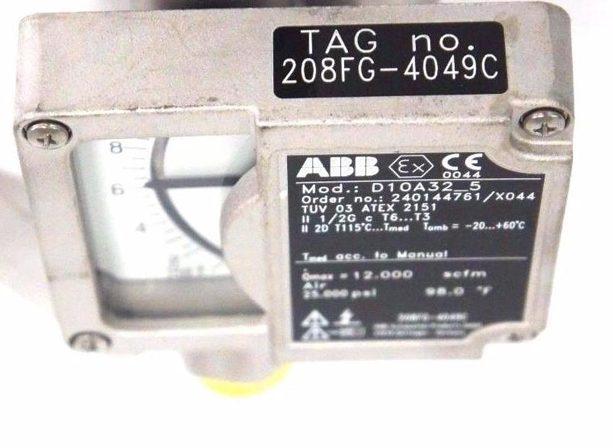Used NEW ABB D10A32-5 FLOWMETER 1/2" NPT ORDER NO. 240144761/X044 D10A325