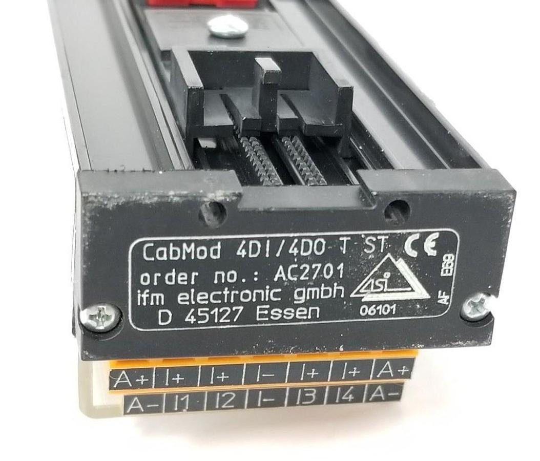 Used IFM EFECTOR CABMOD 4DI/4DO-T-ST AC2701 INTERFACE MODULE 502169