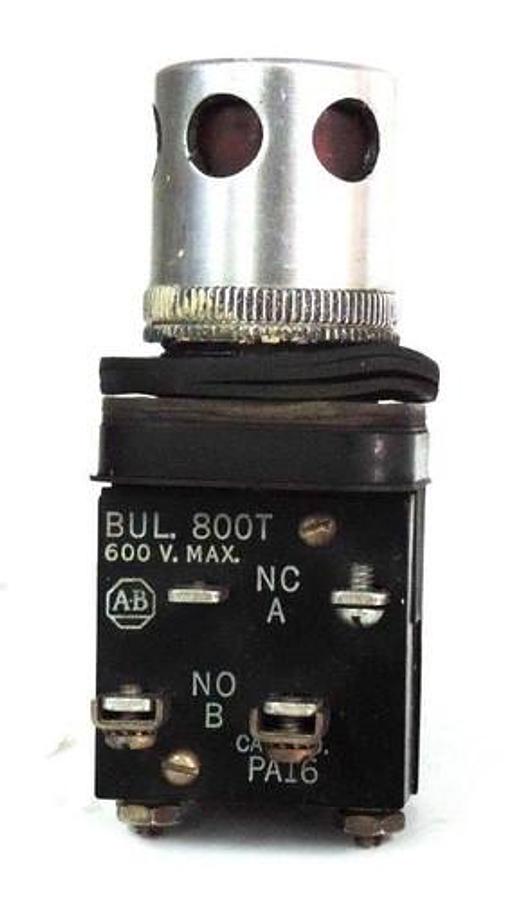 Used ALLEN BRADLEY 800T-PA16 ILLUMINAT PUSHBUTTON 600V W/ X-208238 COIL 120V 50/60CY