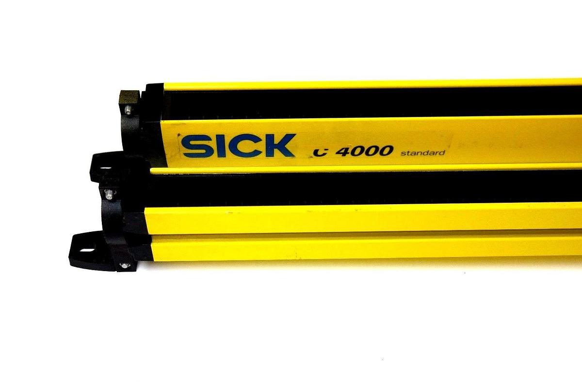 Used SICK C4000 LIGHT CURTAIN SET RECEIVER & EMITTER C40E-1203CA010 / C40S-1203CA010