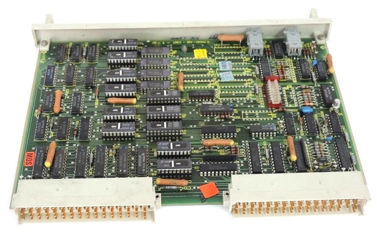 Used SIEMENS 6ES5926-3KU12 CPU MODULE 6ES59263KU12