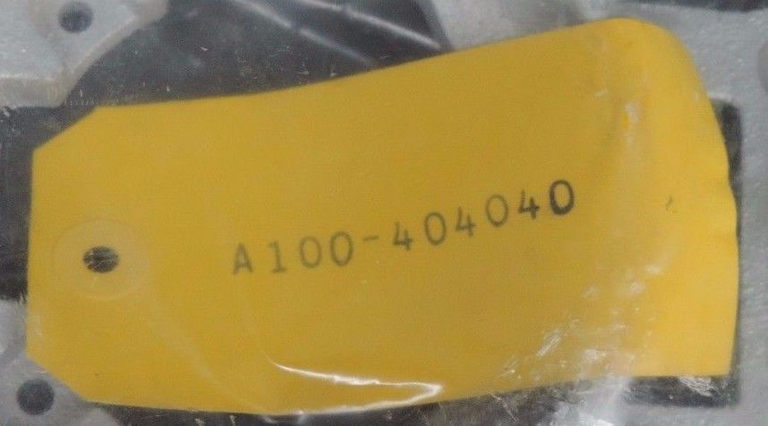 Used NIB JOSLYN CLARK A100-404040 PUSH BUTTON GUARD A100404040