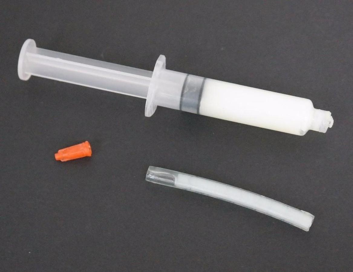 Used NIB NORDSON 247639A GREASE APPLICATOR DIELECTRIC