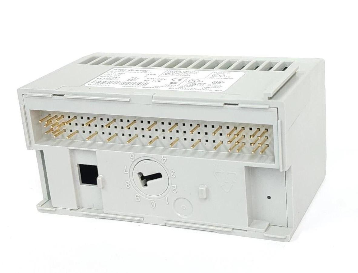 Used ALLEN BRADLEY 1794-IE8 SER. B FLEX 8 POINT ANALOG INPUT MODULE