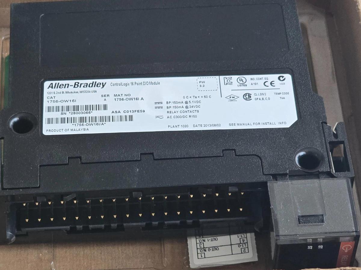 Allen-Bradley 1756-OW16I /A ControlLogix 16-Pt Isolated Relay Output Module NSMP