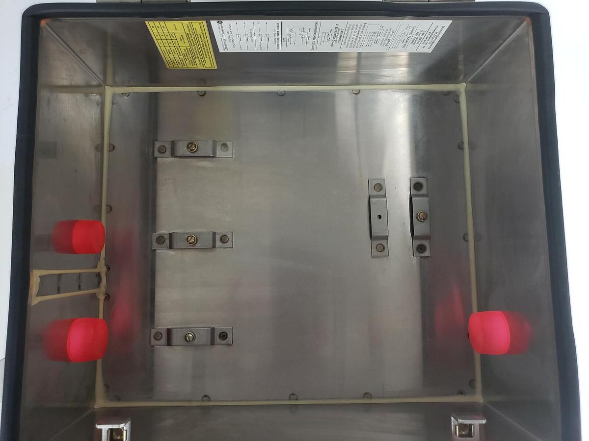 Used ALLEN BRADLEY 505-BCD SER. C REVERSING STARTER ENCLOSURE 505BCD