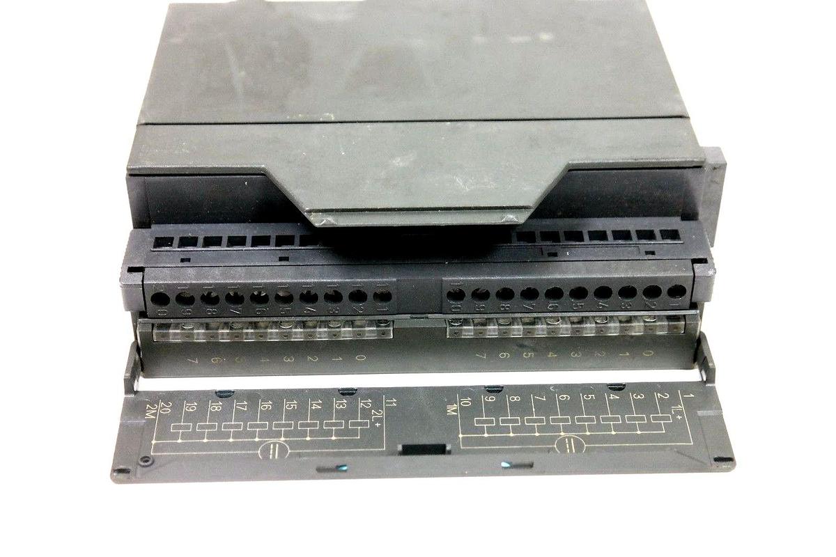 Used LOT OF 4 SIEMENS 6ES7 322-1BH01-0AA0 OUTPUT MODULE 16 POINT 6ES73221BH010AA0