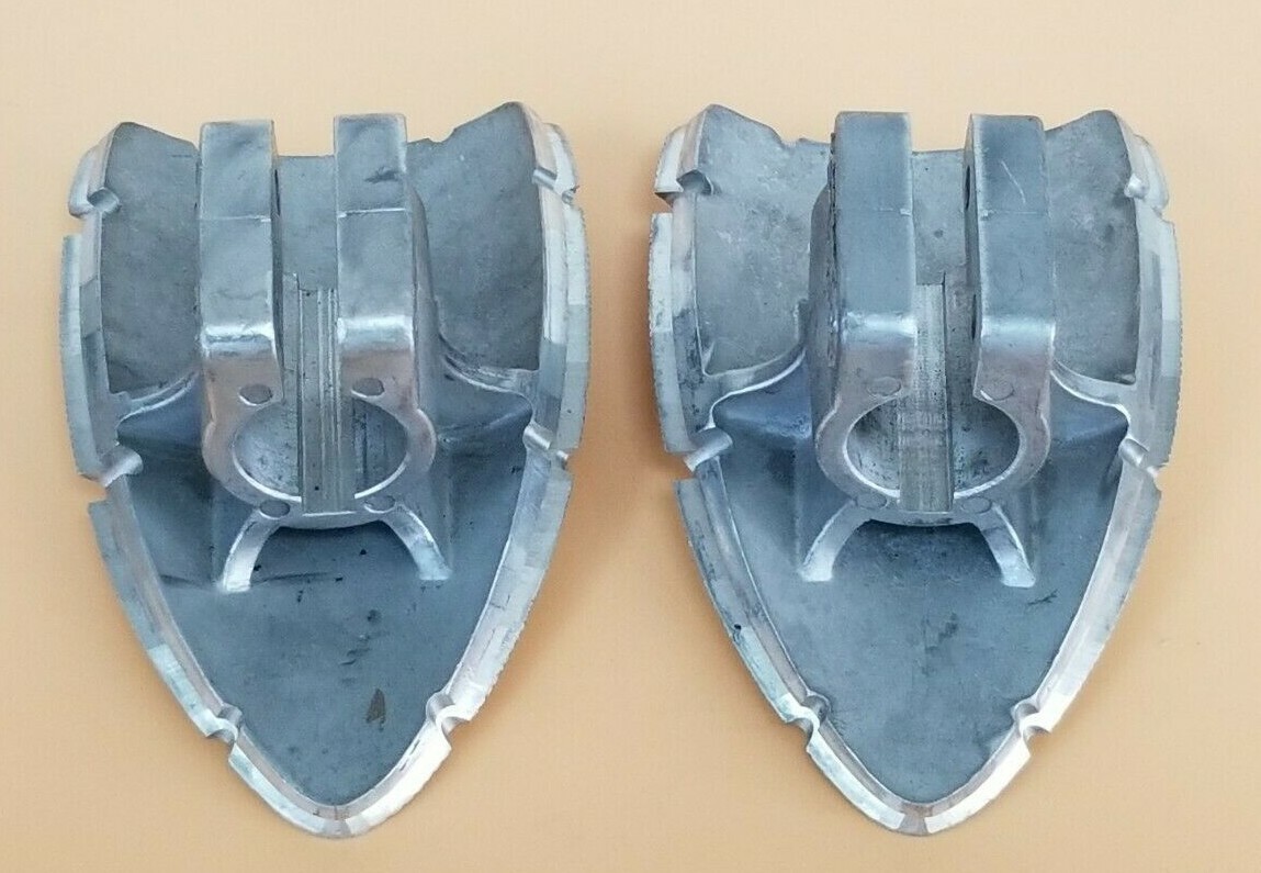 Used LOT OF 2 KRONES 1-02480001-0 ALUMINUM PALLET BODIES 1024800010