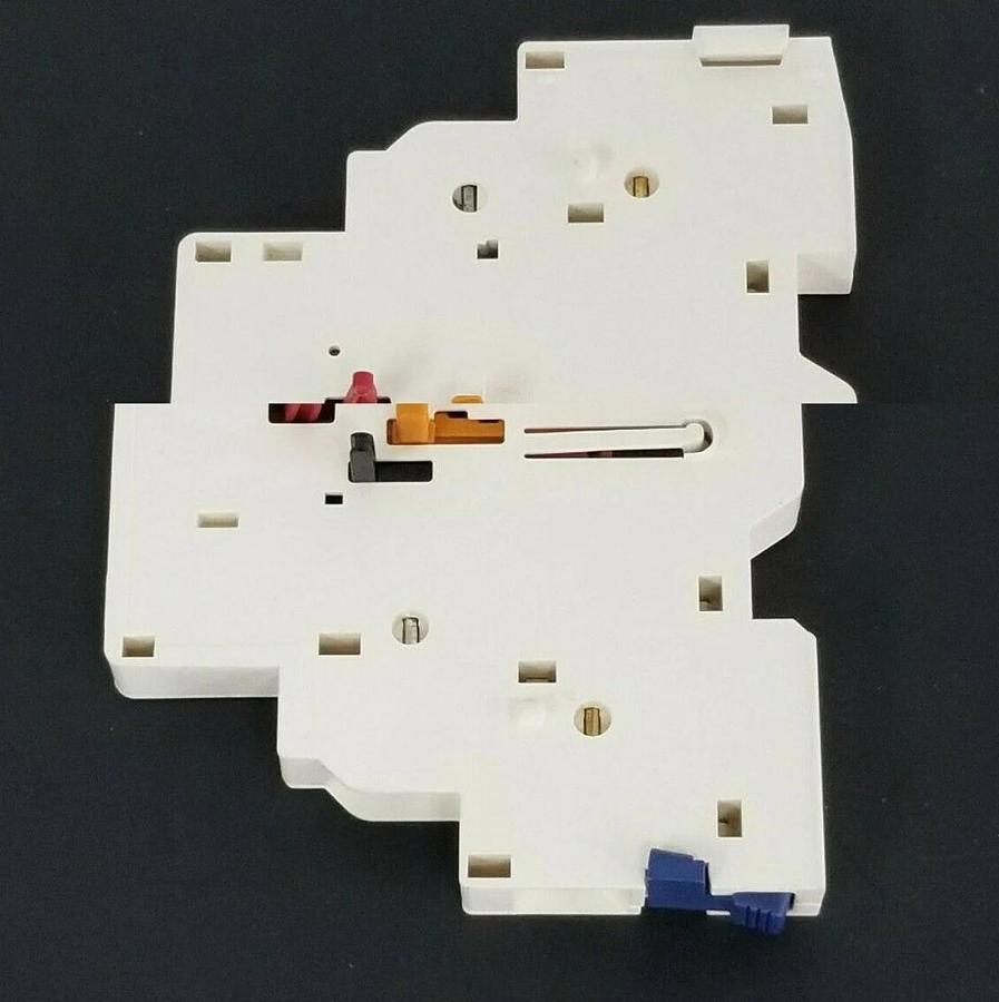 Used SCHNEIDER ELECTRIC GVAD0110 SIGNALING CONTACT 575VAC