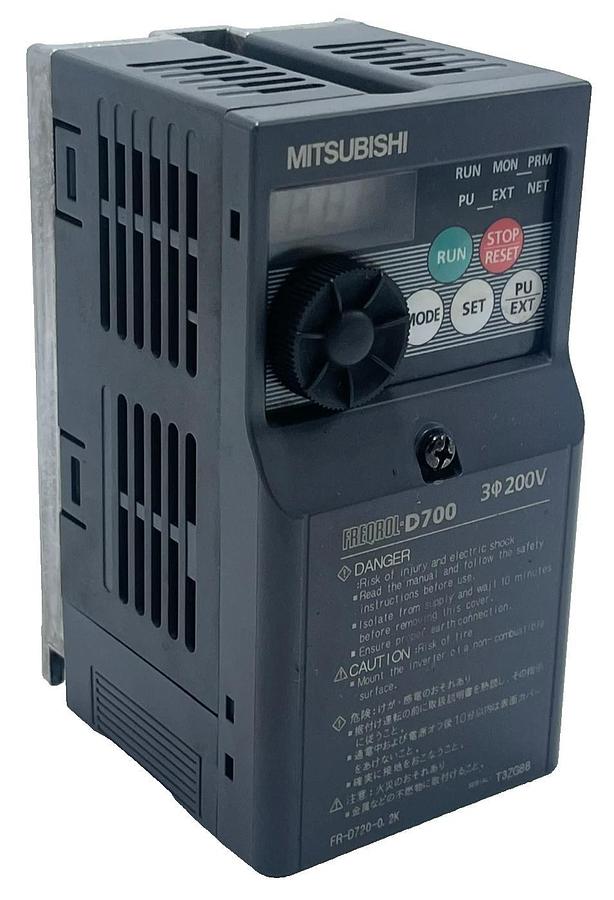Used Mitsubishi FR-D720-0.2K Freqrol D700 Inverter 0.2kW 3-Phase 200V VFD