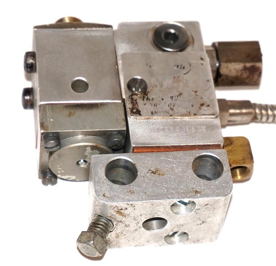 Used NORDSON 274373A HEAD MODEL: H20A 240V 147W