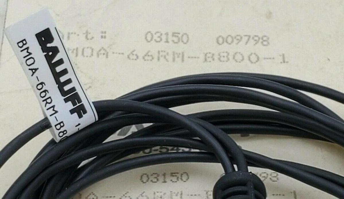 Used NEW BALLUFF BMOA-66RM-B800-1 PHOTOELECTRIC SWITCH BMOA66RMB8001 ART: 03150