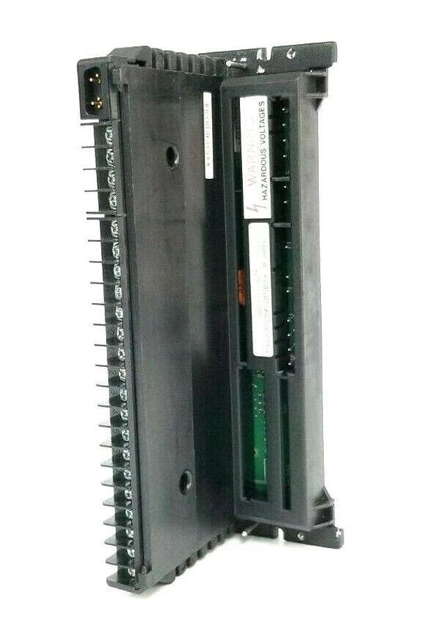 Used GE FANUC IC660TSD100K GENIUS LOW LEAKAGE TERM. ASM. IC660TSD100