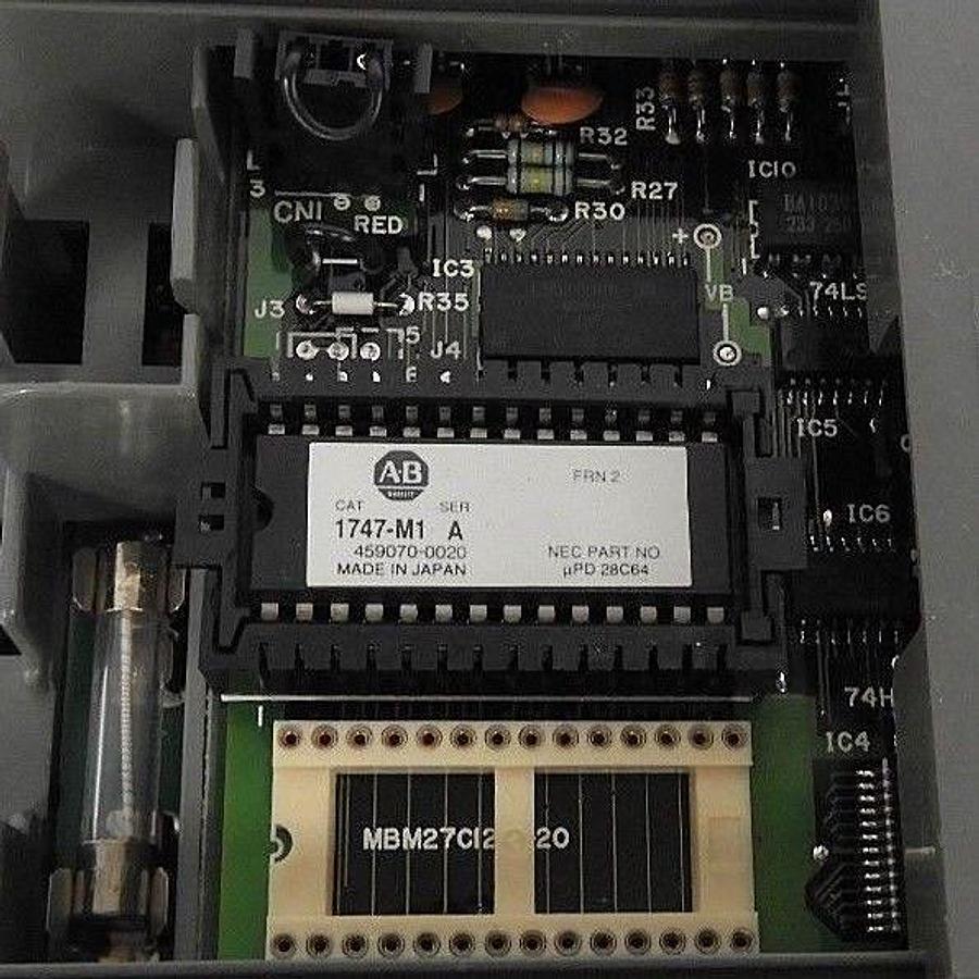 Used ALLEN BRADLEY 1747-L20B PROCESSOR UNIT 1747L20B SLC 500 520 I/O SER. B, FRN. 6