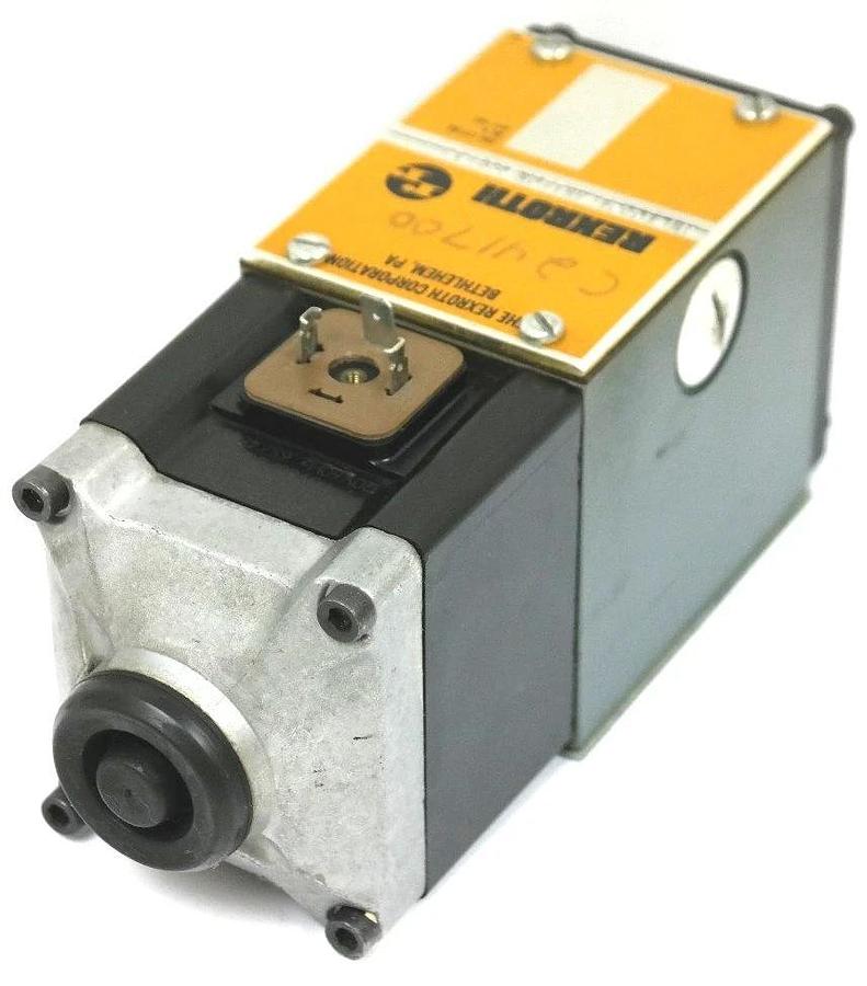 Used REXROTH 4WE10D21/AW110NZ55L/V VALVE W/ WH70-4-A 359 COIL
