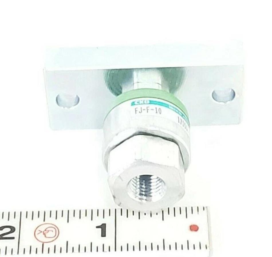 Used NIB CKD FJ-F-10 FLOATING JOINT W/ BASE FJF10