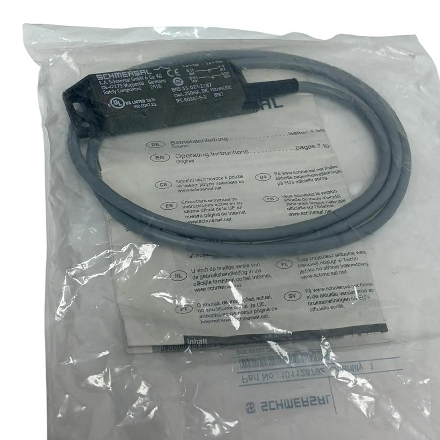 Used Schmersal BNS 33-02Z-2187 Non-Contact Magnetic Safety Switch 2NC New Sealed