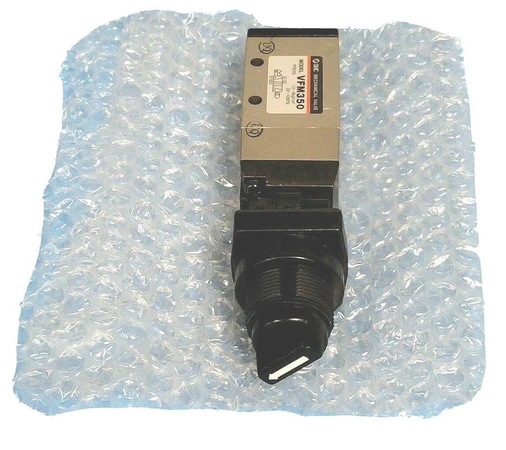 Used NEW SMC VFM350-02-34B 5-PORT MECHANICAL VALVE - RUBBER SEAL VFM3500234B