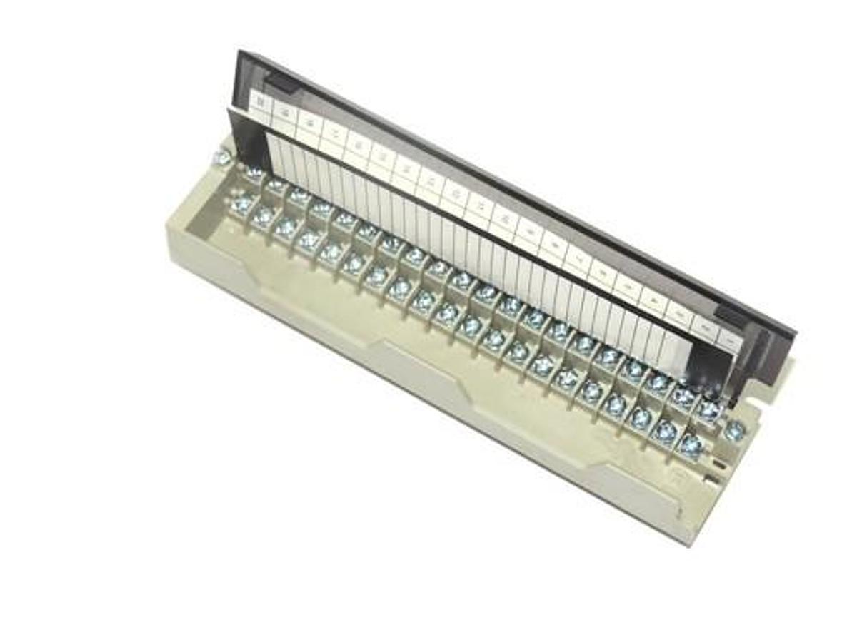 NEW AEG 140XTS 002 00 TERMINAL STRIP 40P 140XTS00200 6040100