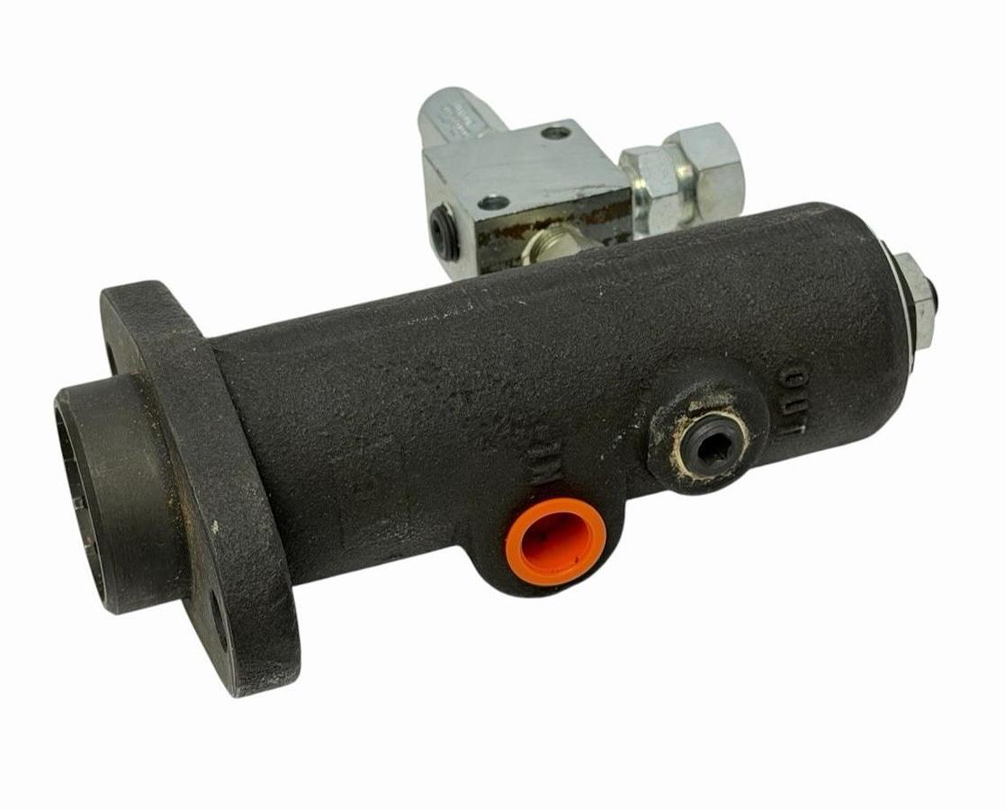 Used LUBRIQUIP GMVH-42-20 MANIFOLD ASSEMBLY 2 04L 070 002
