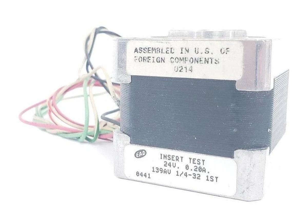 Used EAD 0441 STEPPING MOTOR 24V. 0.2A, 139AV 1/4-32 1ST