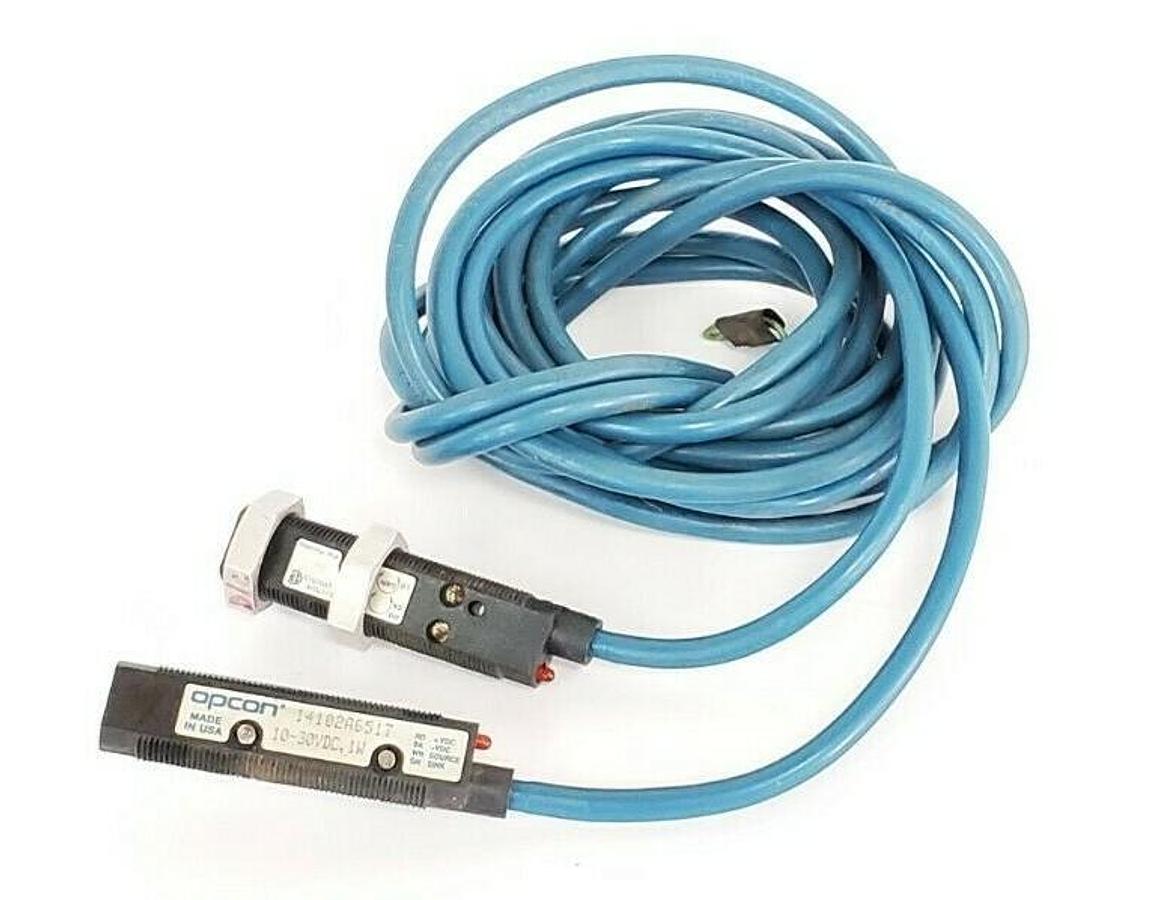 Used LOT OF 2 OPCON 14102A6517 COMET PHOTOELECTRIC SENSORS, 10-30VDC, 1W