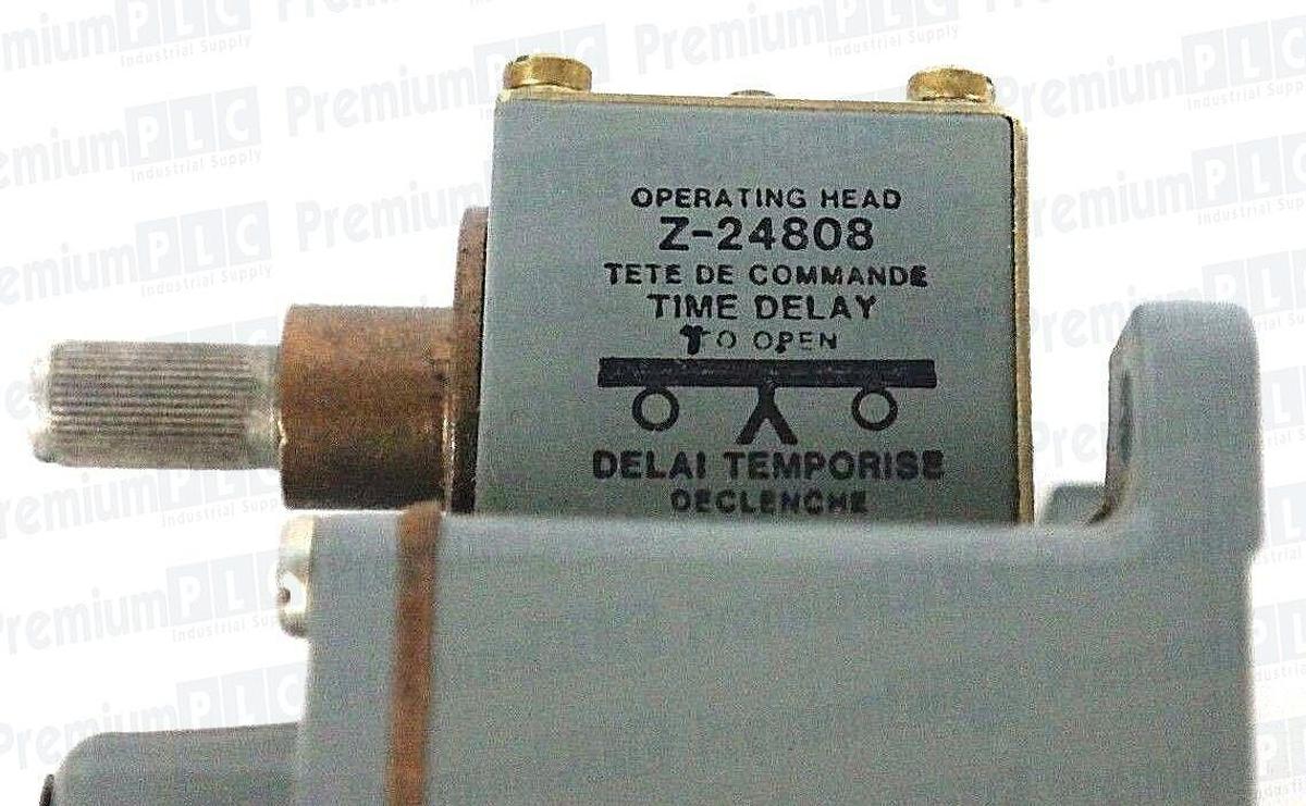 NIB ALLEN BRADLEY 802T-R3TD SER. 1 TIME DELAY OILTIGHT LIMIT SWITCH W/ Z-24808