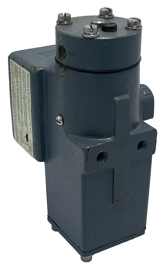 Used MOORE 771-16SNF2 | 77116SNF2 I/P Transducer 4-20mA Input 3-15 PSI Output XLNT